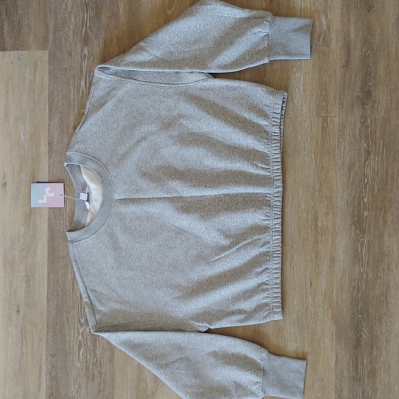 JoyLab Tops - NWT JoyLab Women's Boxy Fit Cropped Pullover Sweatshirt Grey Size XL